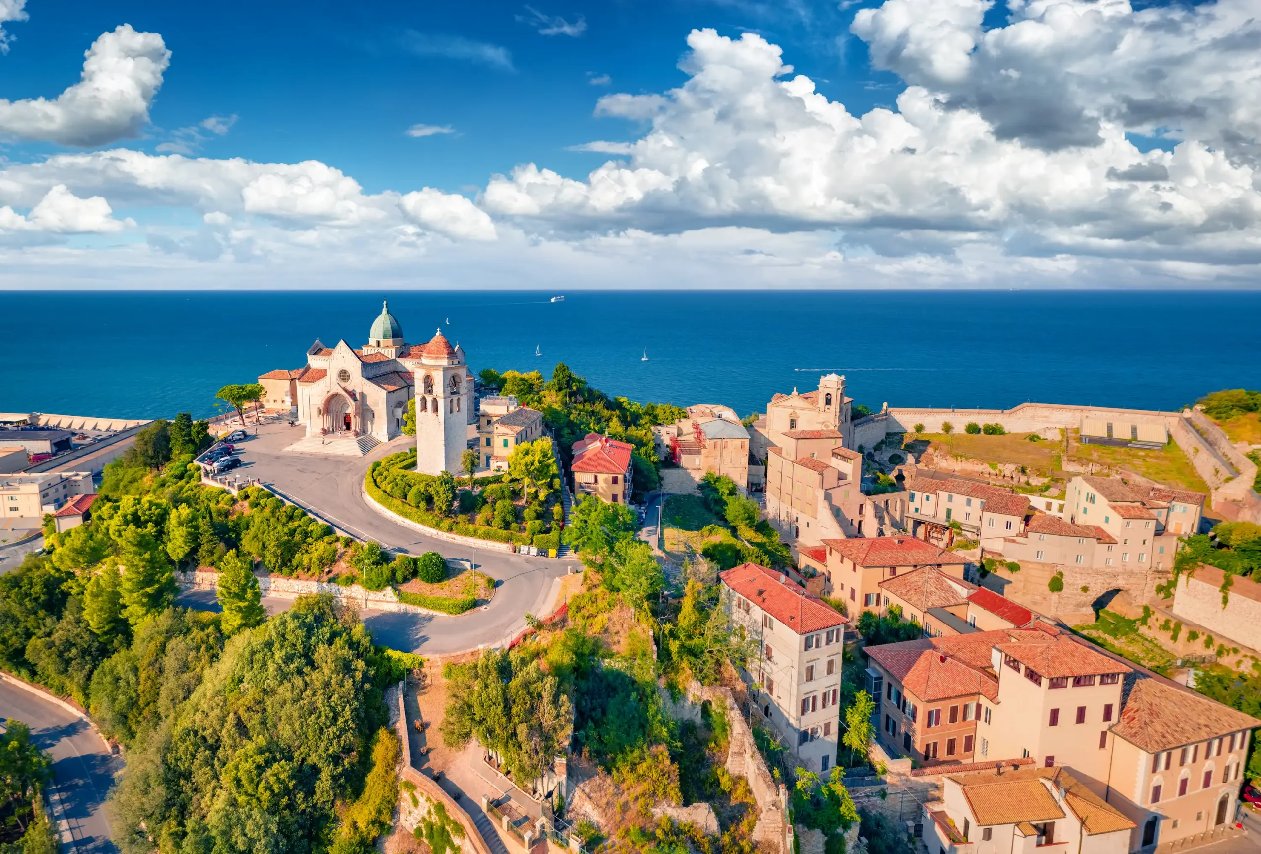 Città di Ancona dall'alto