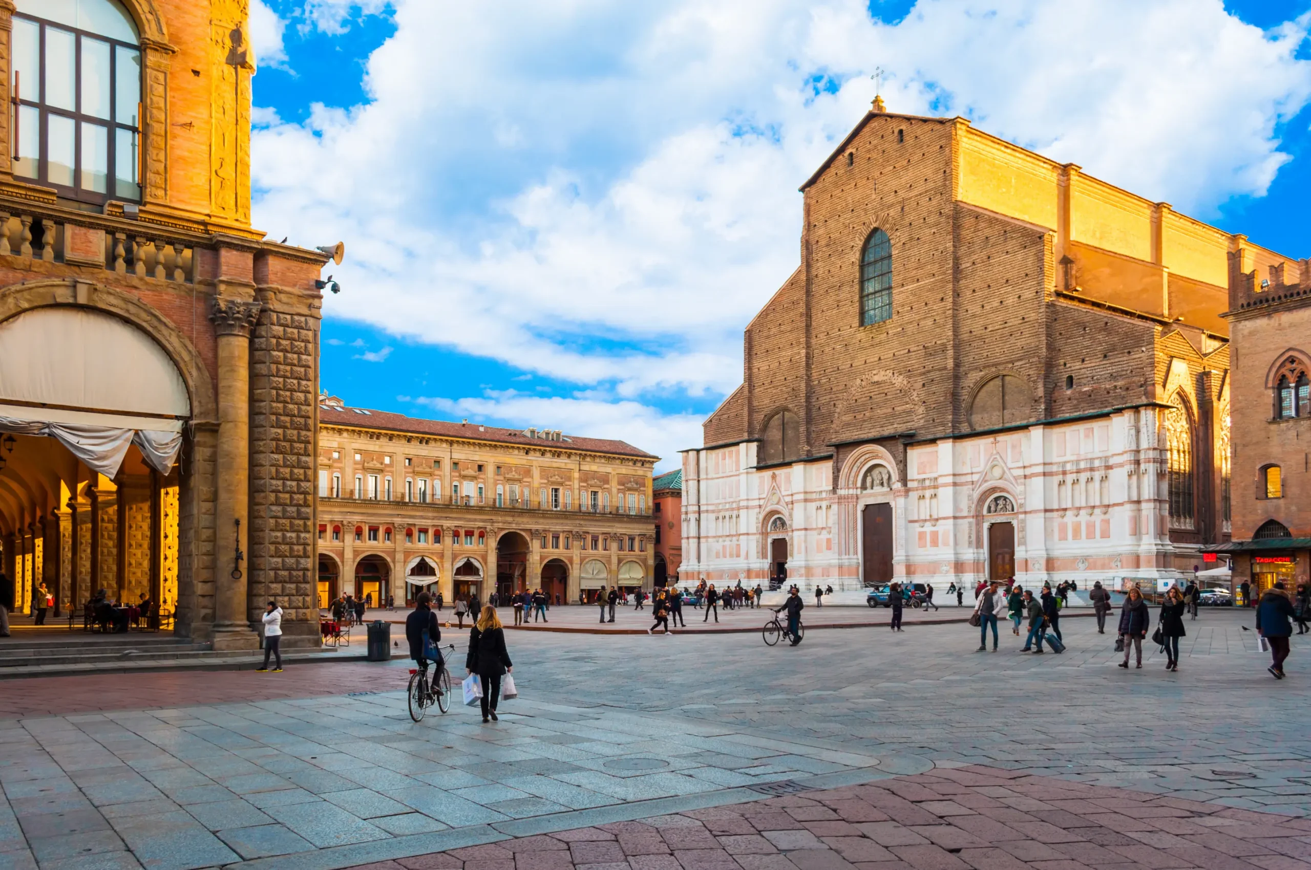 Foto di Piazza Maggiore a Bologna